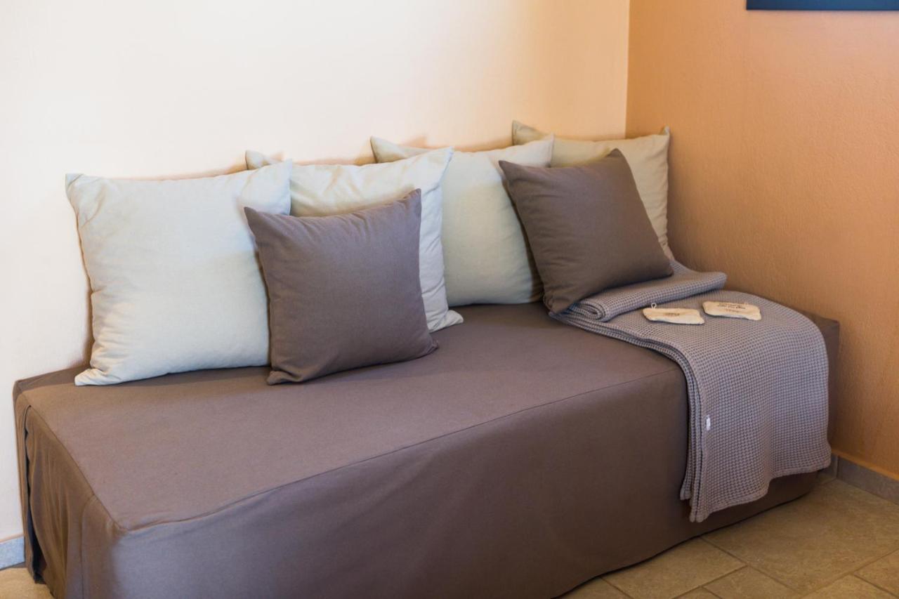 Helianthus Guesthouse Ammouliani Exterior photo