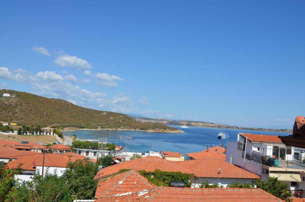 Helianthus Guesthouse Ammouliani Exterior photo